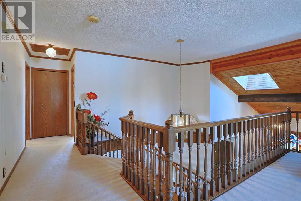 Single Family House for Sale in  Edgemont Road NW Edgemont Calgary 