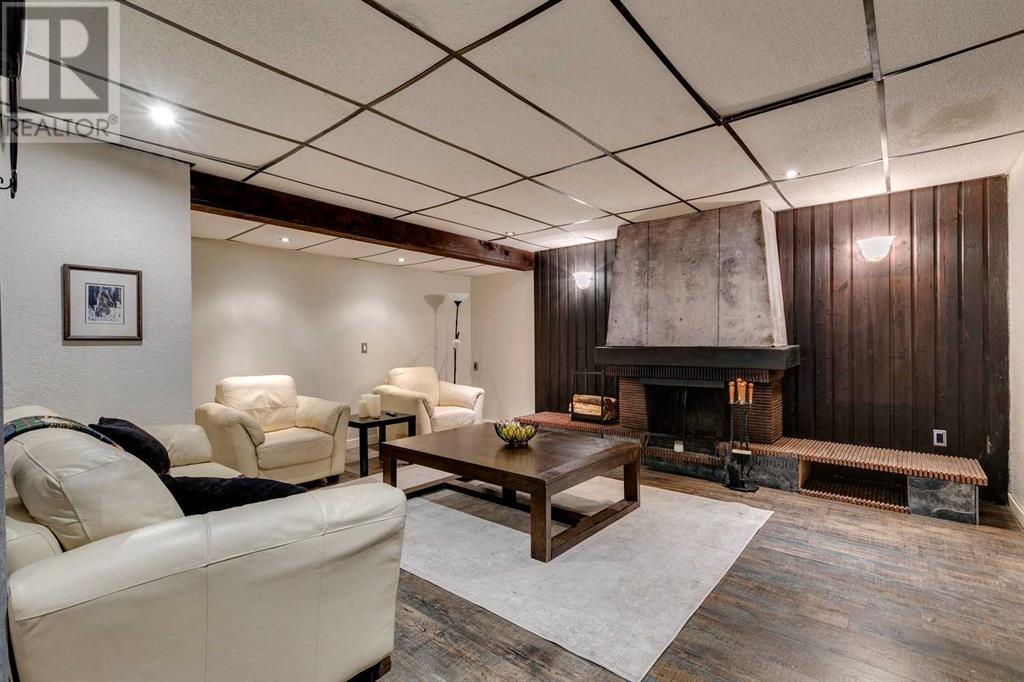 Single Family House Bungalow for Sale in  Pinegrove Close NE Pineridge Calgary 