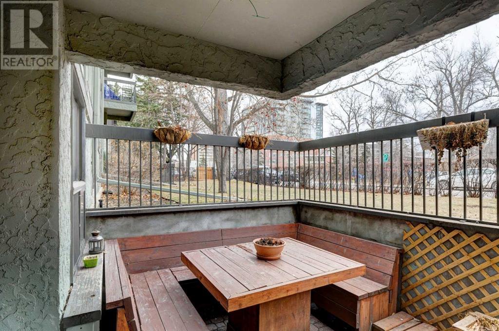 Single Family House for Sale in    Avenue SW Cliff Bungalow Calgary 
