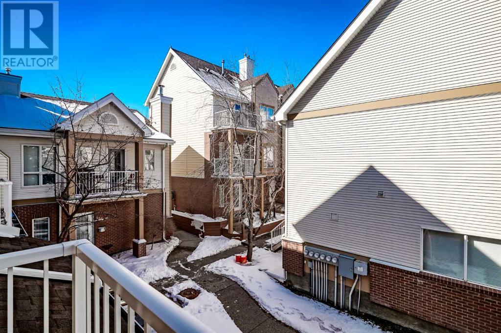 Single Family House for Sale in    Avenue SW Altadore Calgary 