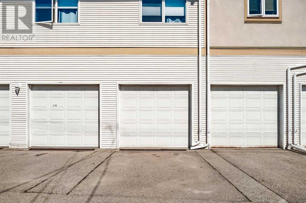 Single Family House for Sale in    Avenue SW Altadore Calgary 