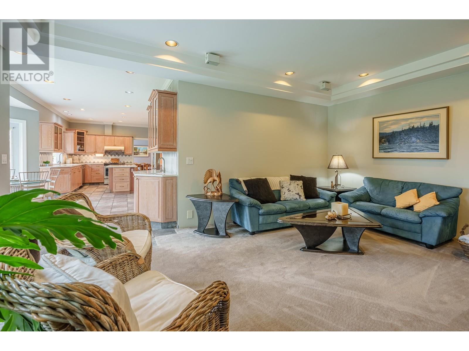 1501 VERNON DRIVE, Gibsons