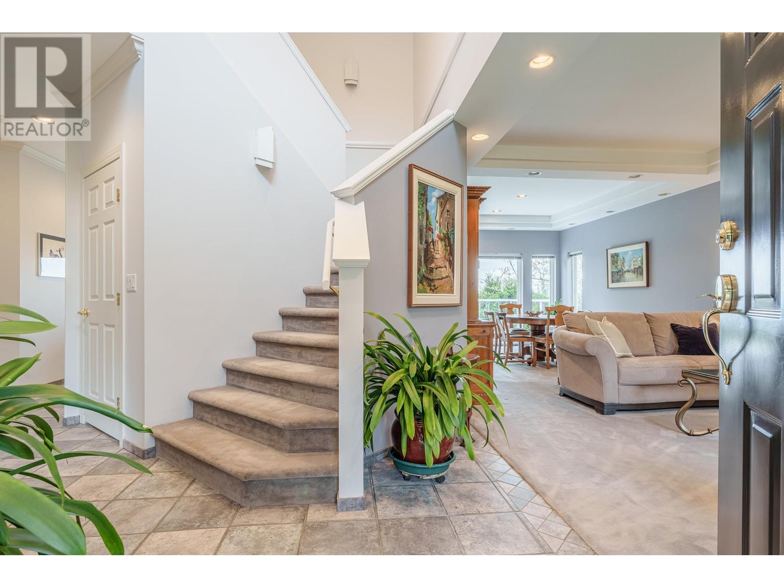 1501 VERNON DRIVE, Gibsons