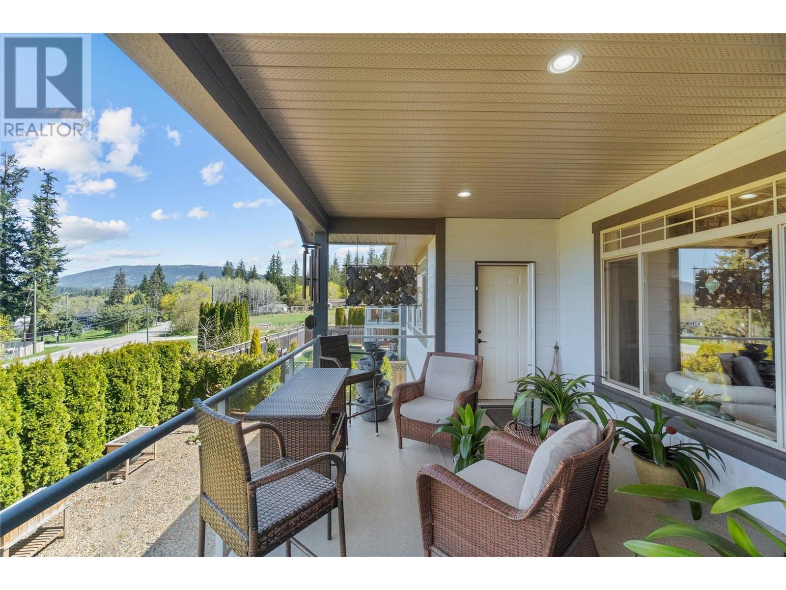  1121 23 Avenue Southwest, Salmon Arm