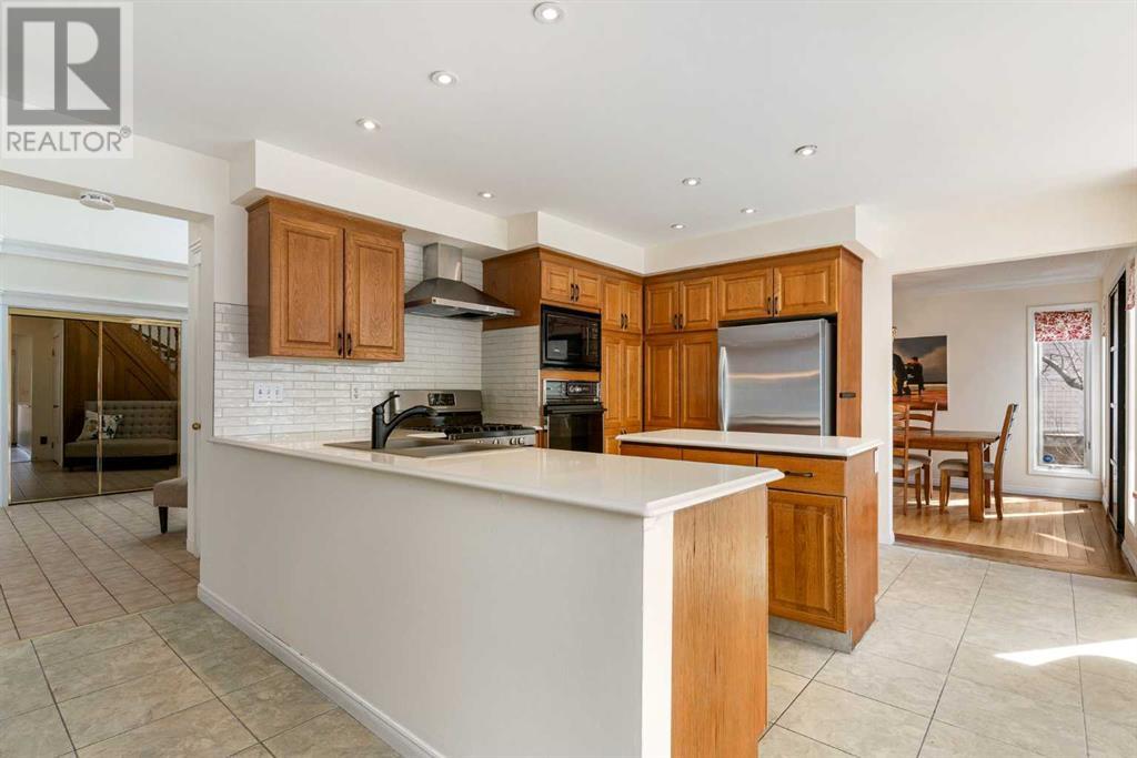 Single Family House for Sale in  Hawkview Manor Circle NW Hawkwood Calgary 