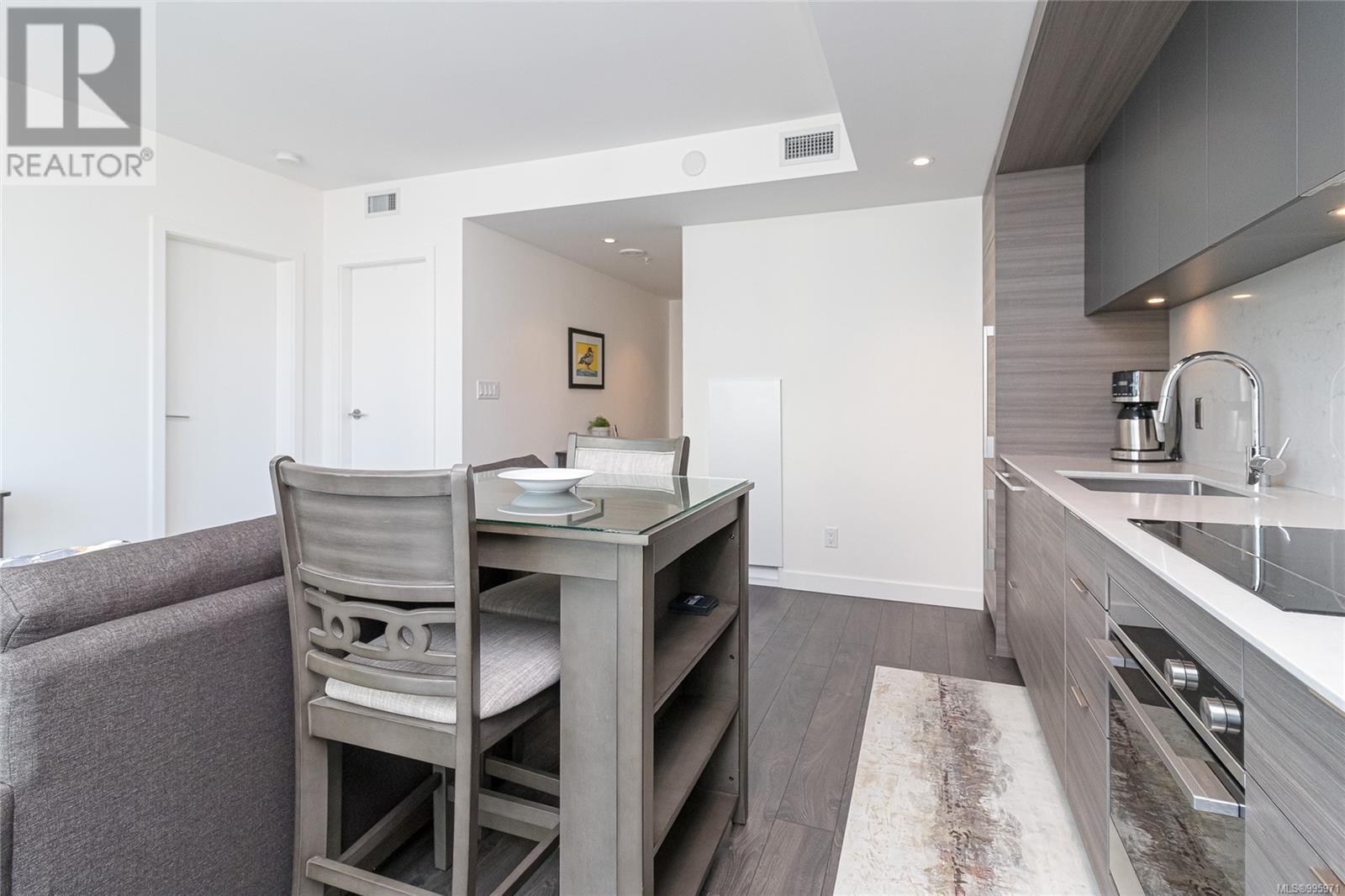 #1404 848 YATES ST - Image 10