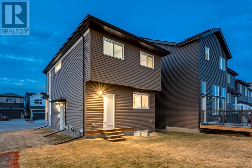 Single Family House for Sale in  Belmont Green SW Belmont Calgary 