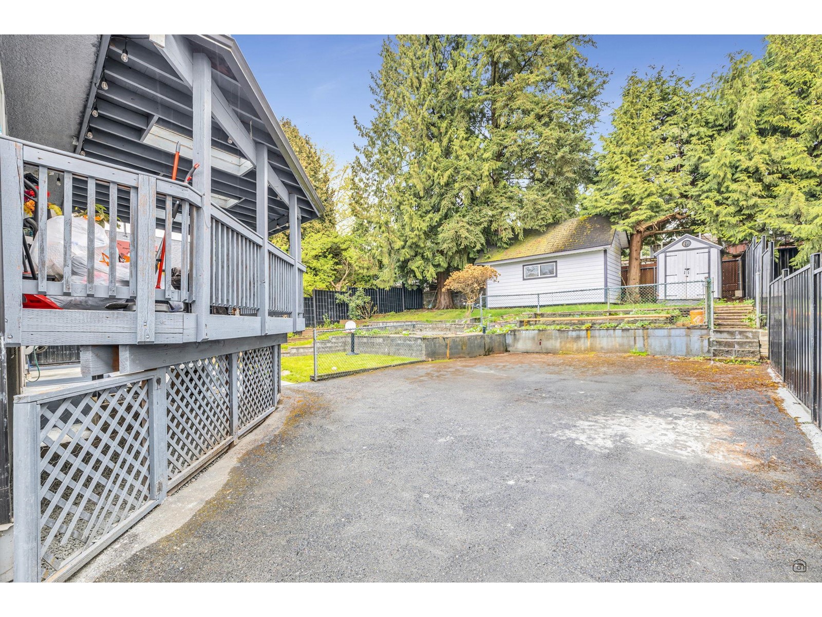 Photo 27 of 11376 Glen Avon Drive, Surrey BC