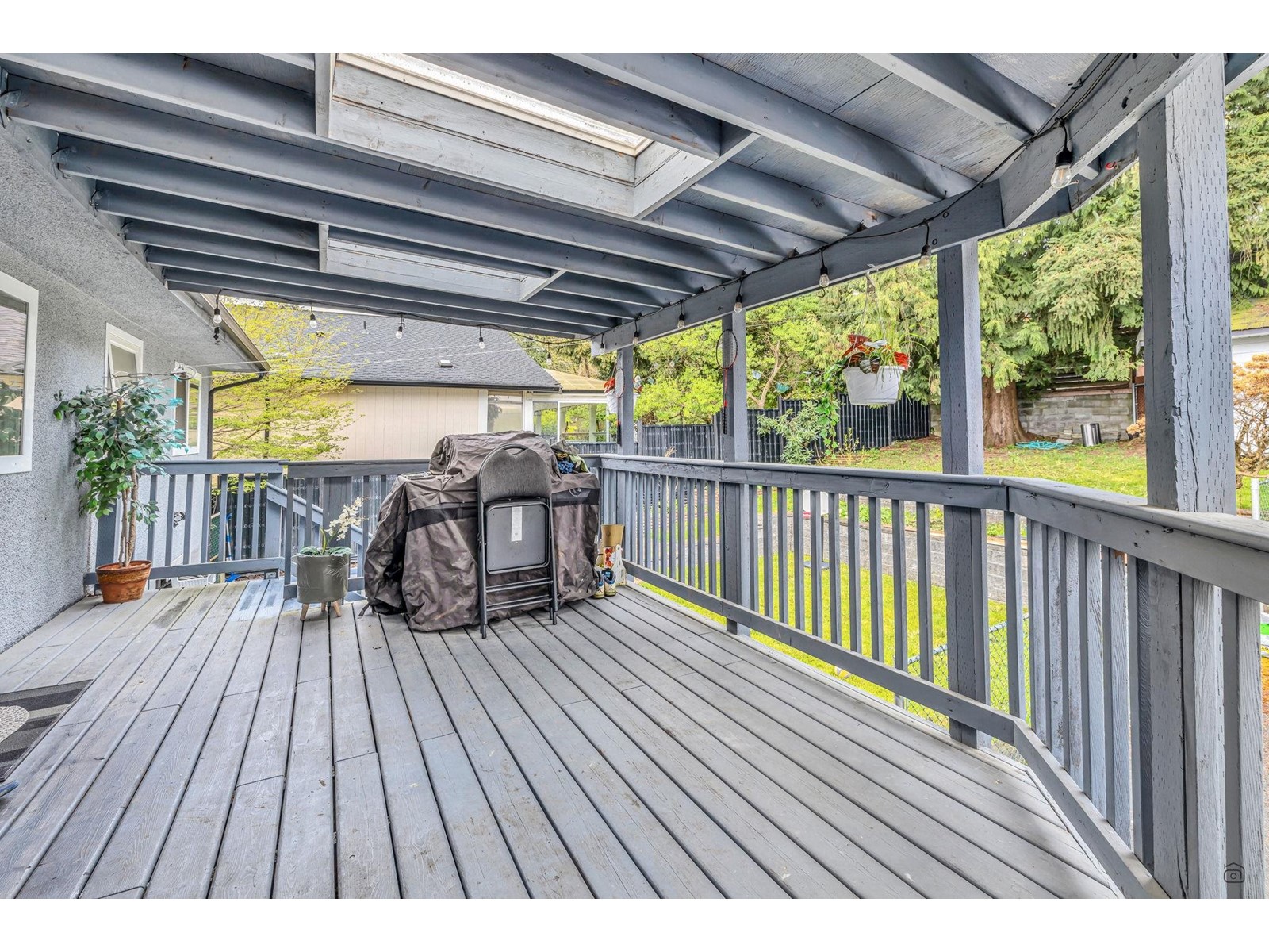 Photo 19 of 11376 Glen Avon Drive, Surrey BC