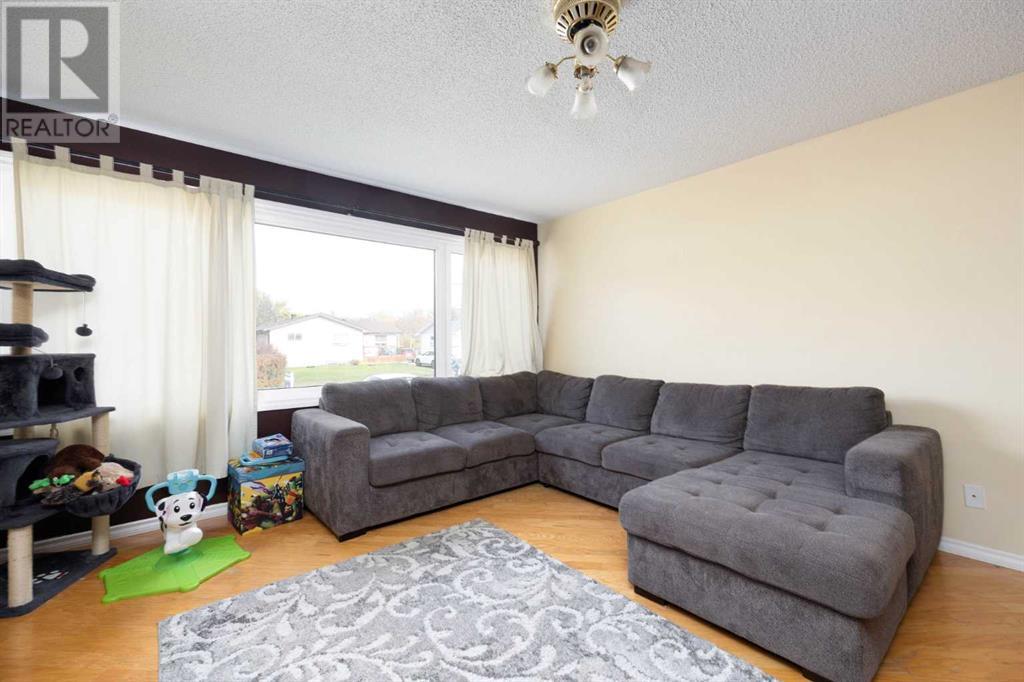 25 Fitzgerald Avenue, Fort McMurray
