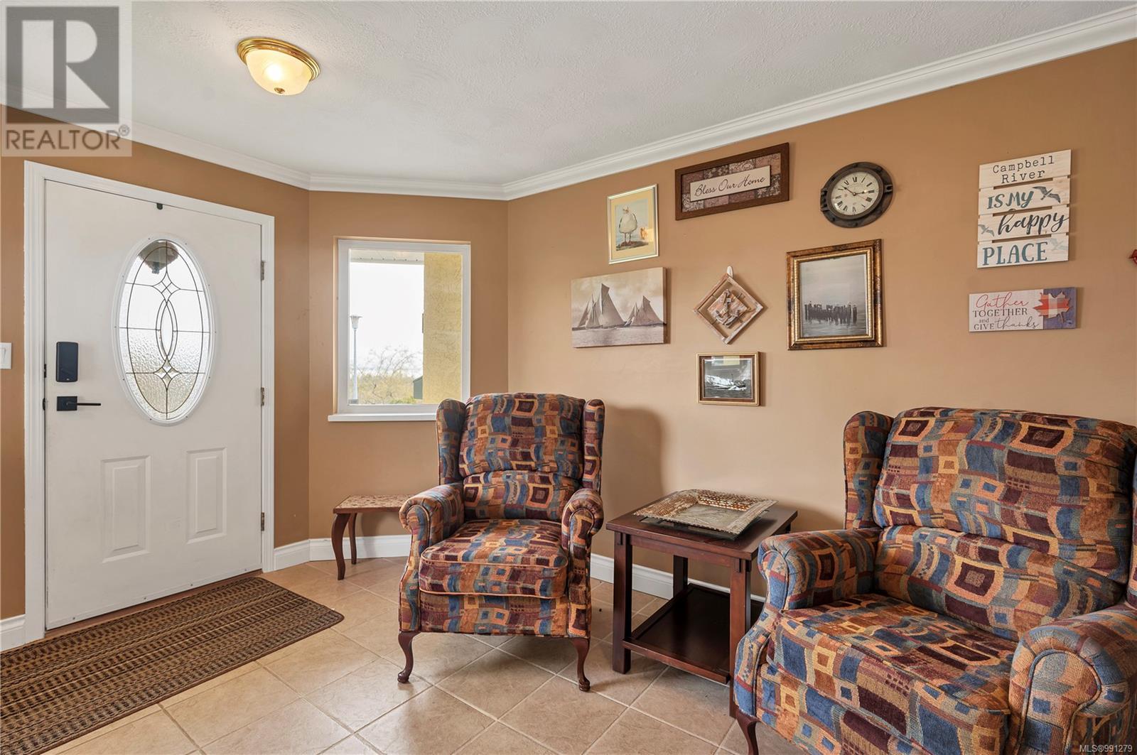749 Bowen Dr, Campbell River real estate listing 991279