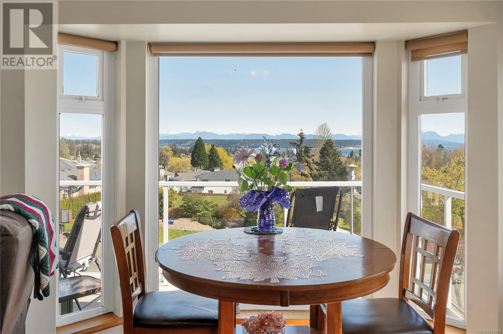 749 Bowen Dr, Campbell River real estate listing 991279