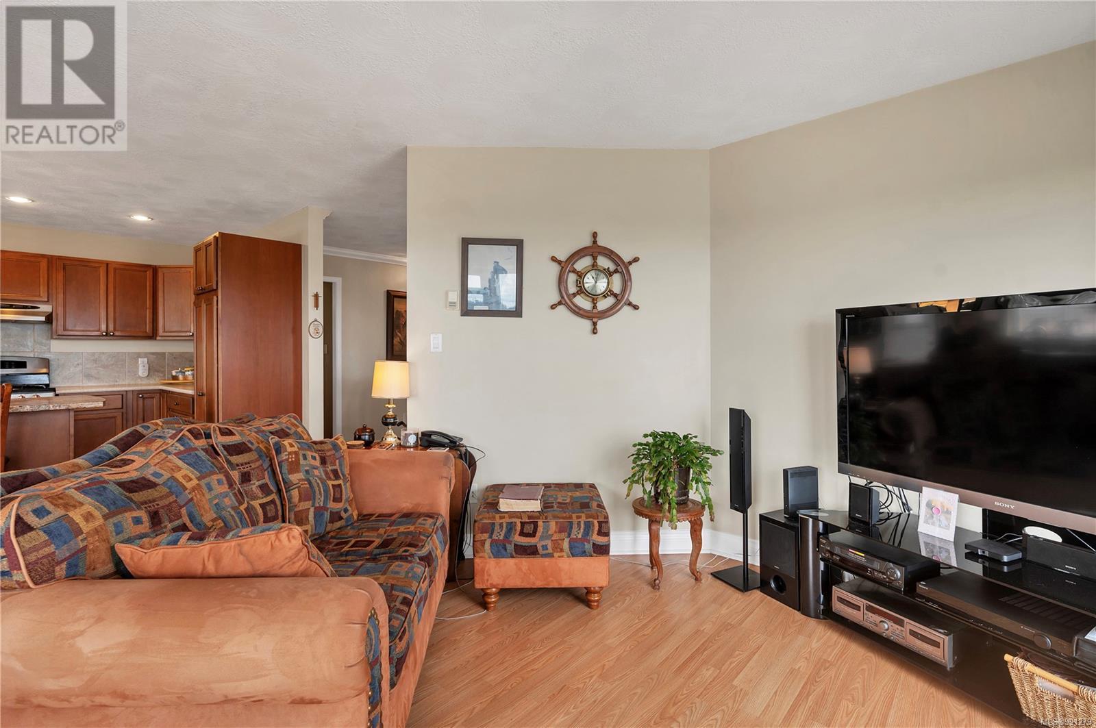 749 Bowen Dr, Campbell River real estate listing 991279