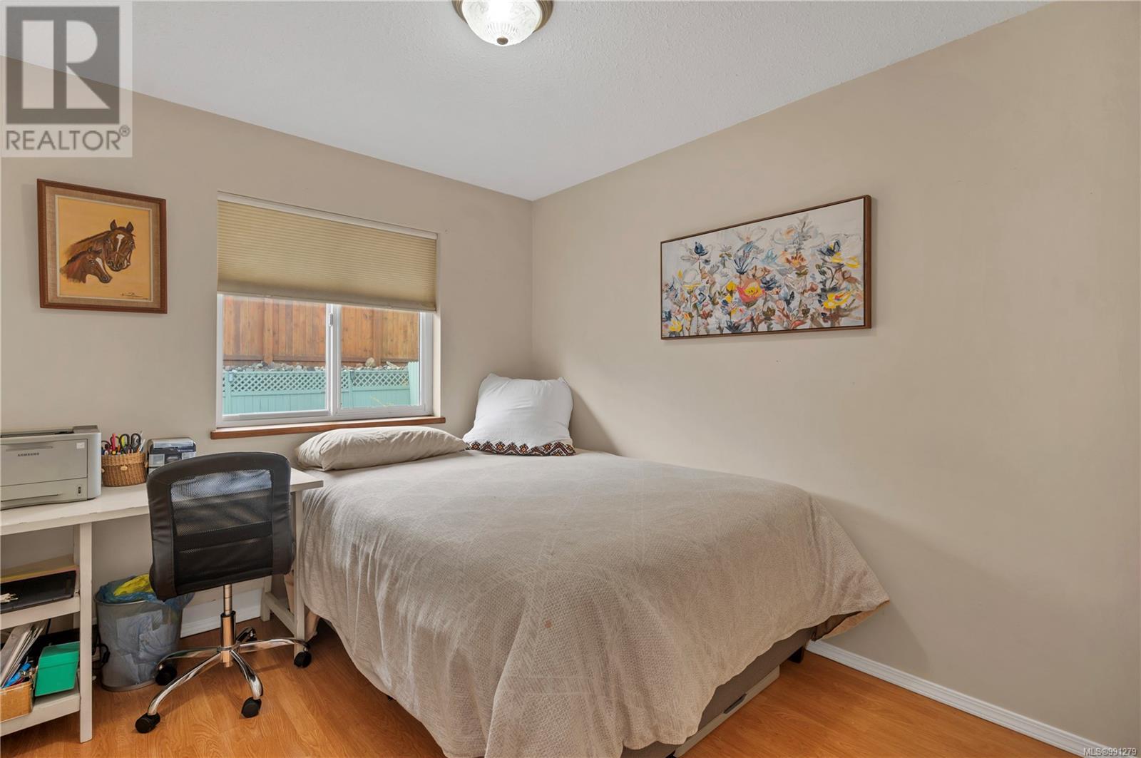 749 Bowen Dr, Campbell River real estate listing 991279