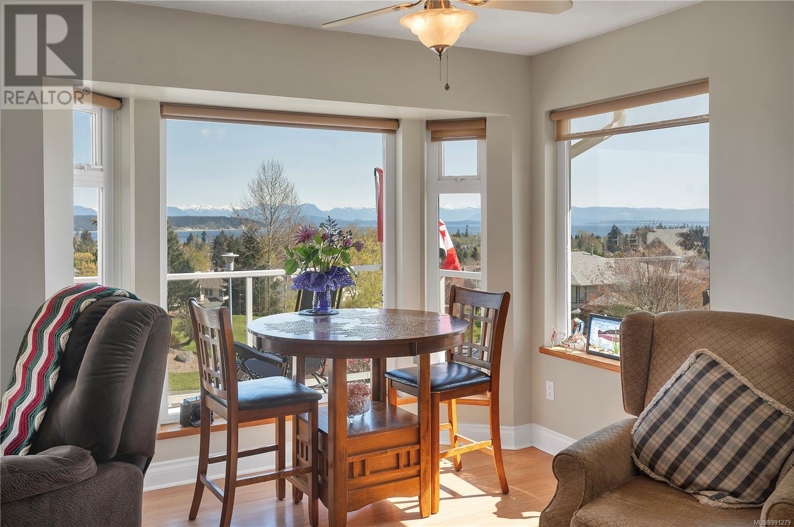749 Bowen Dr, Campbell River real estate listing 991279