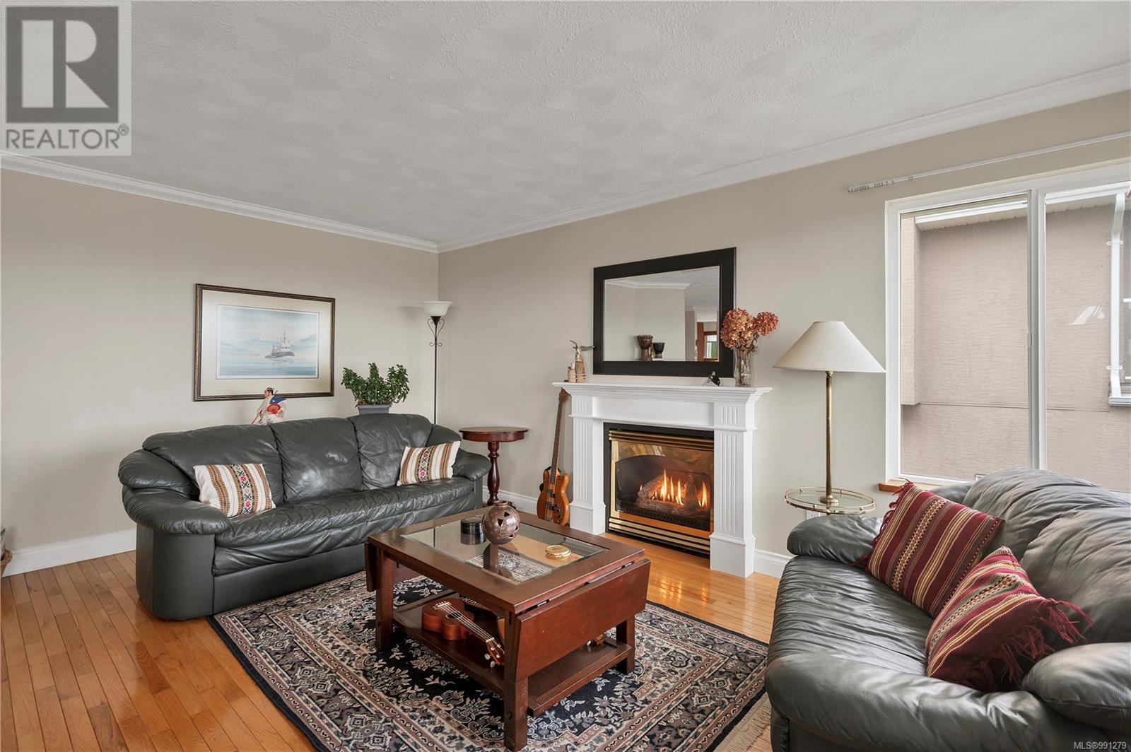 749 Bowen Dr, Campbell River real estate listing 991279