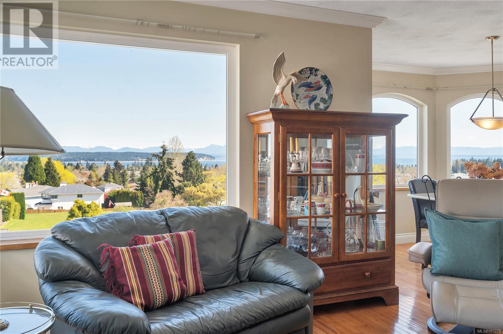 749 Bowen Dr, Campbell River real estate listing 991279