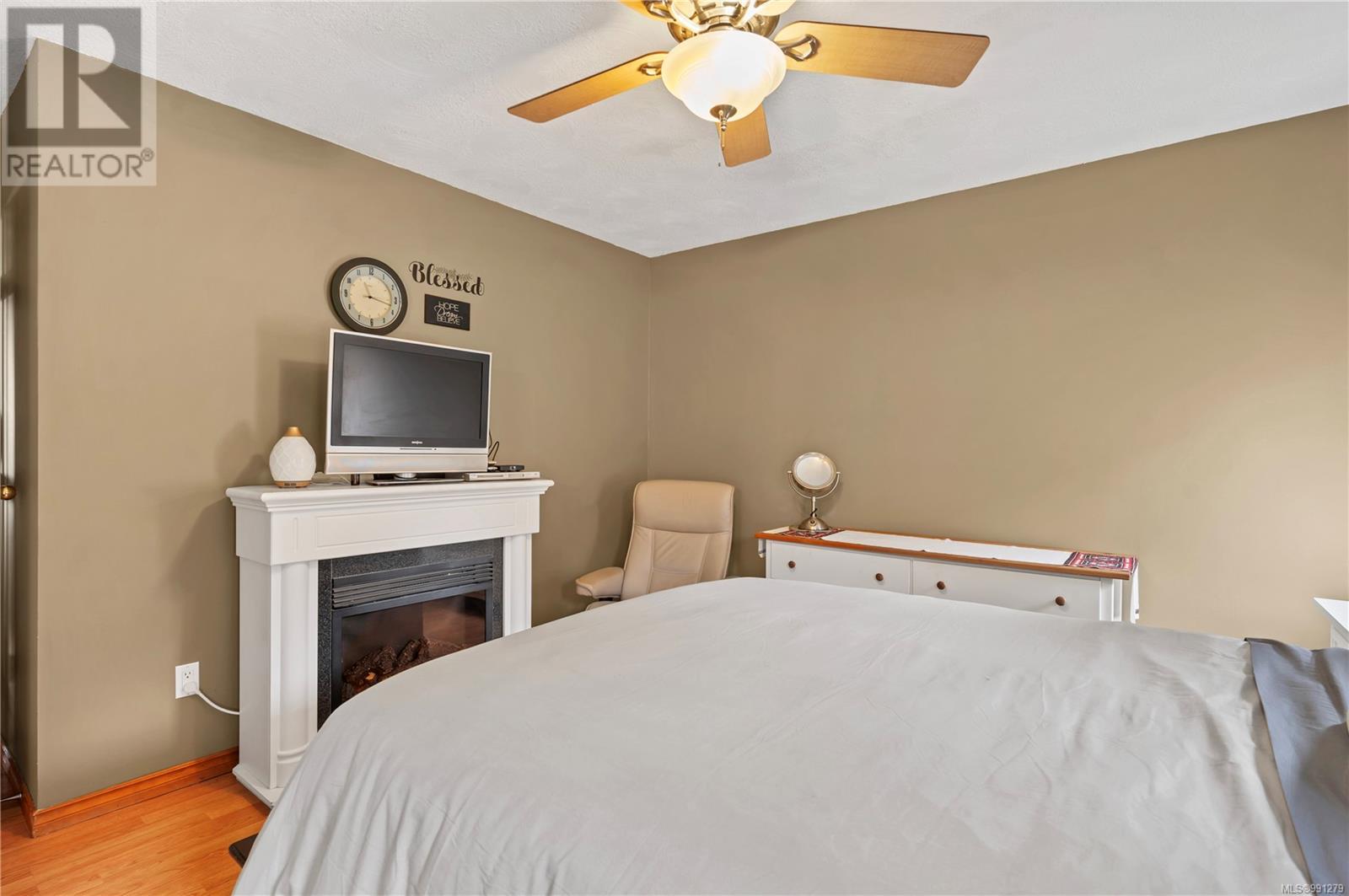 749 Bowen Dr, Campbell River real estate listing 991279