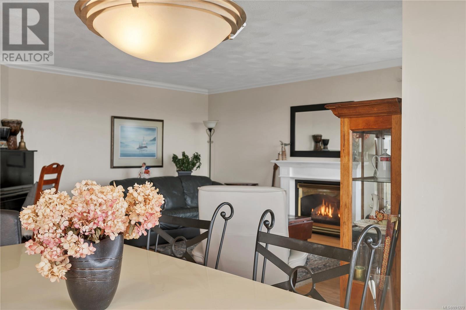 749 Bowen Dr, Campbell River real estate listing 991279