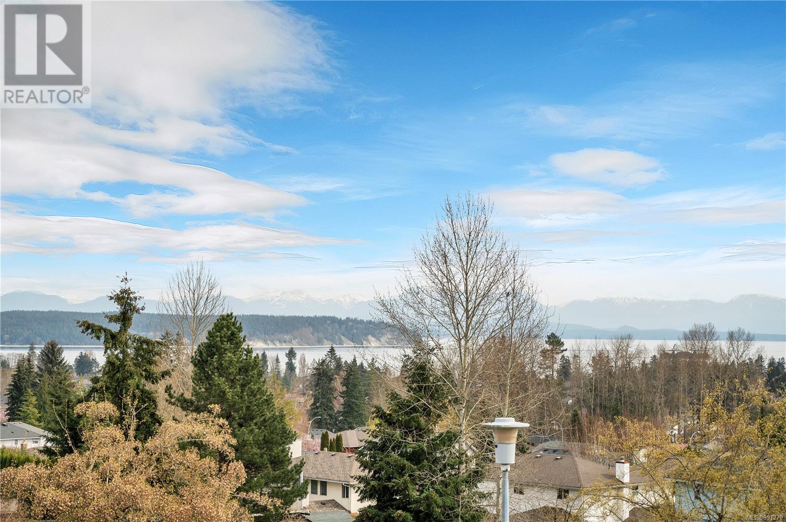 749 Bowen Dr, Campbell River real estate listing 991279
