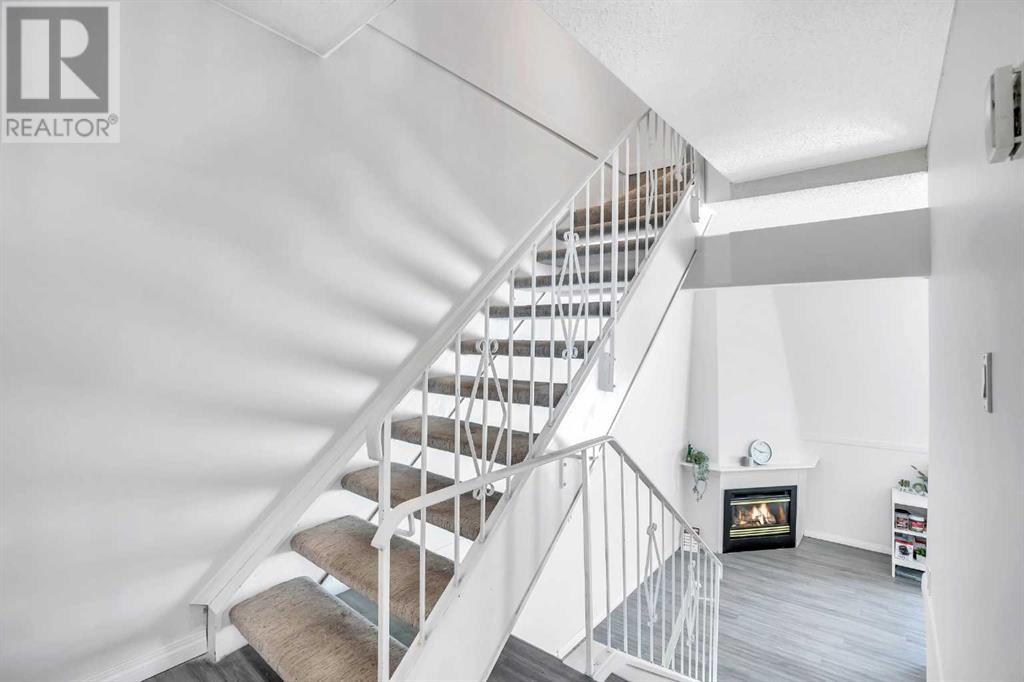 Single Family House 4 Level for Sale in    Street NE Marlborough Calgary 