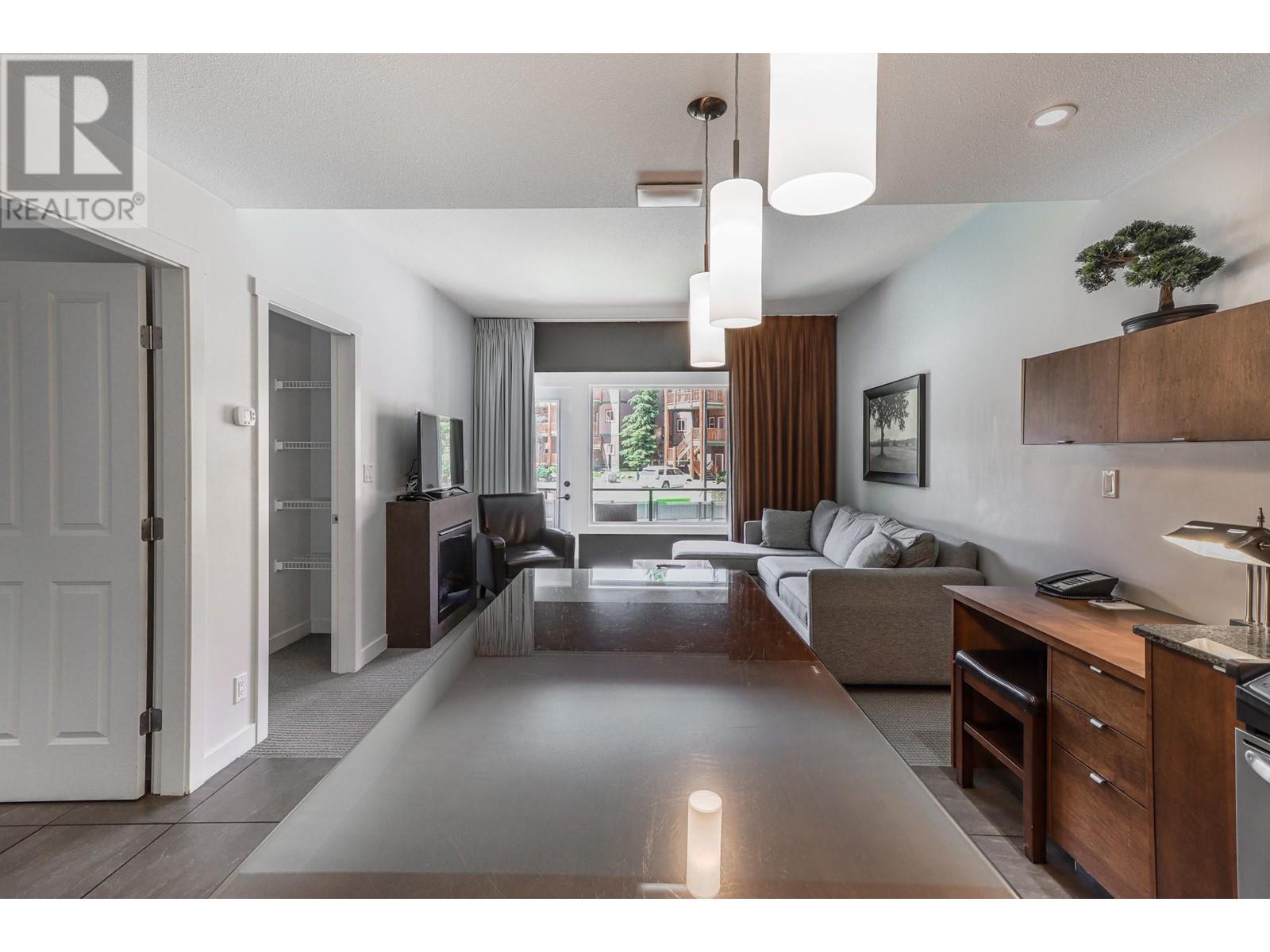 400 Stemwinder Drive Unit# 313, Kimberley
