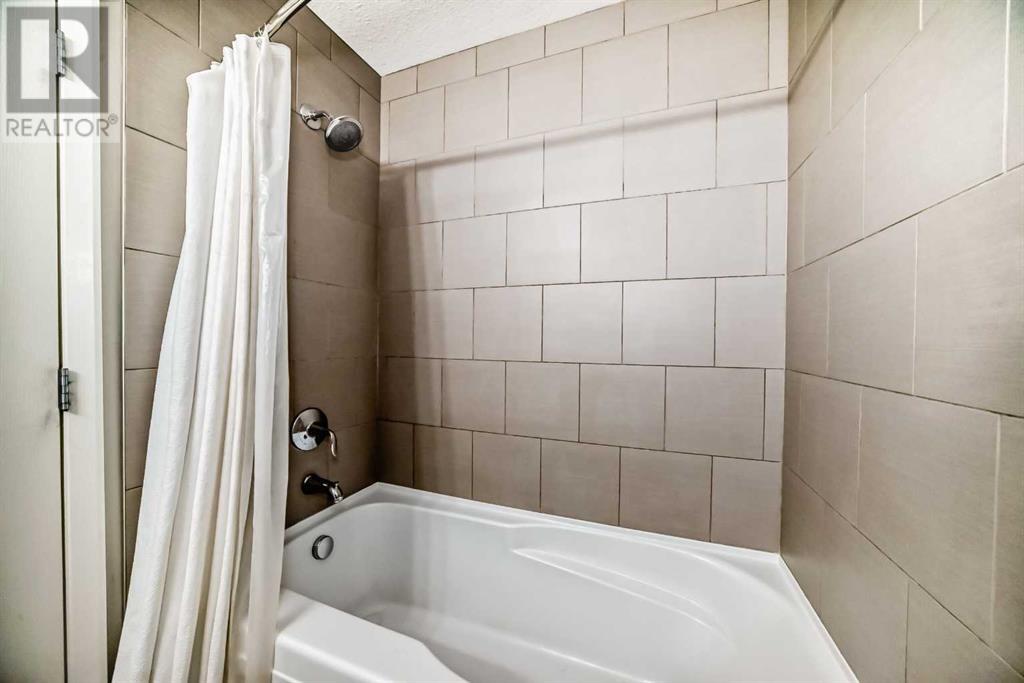Single Family House for Sale in    Street SE Beltline Calgary 