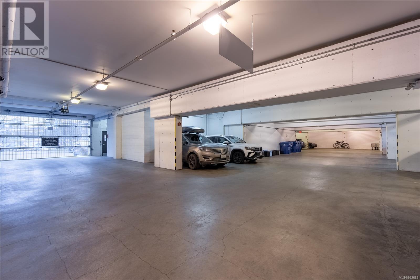 317 599 Pandora Avenue, Victoria