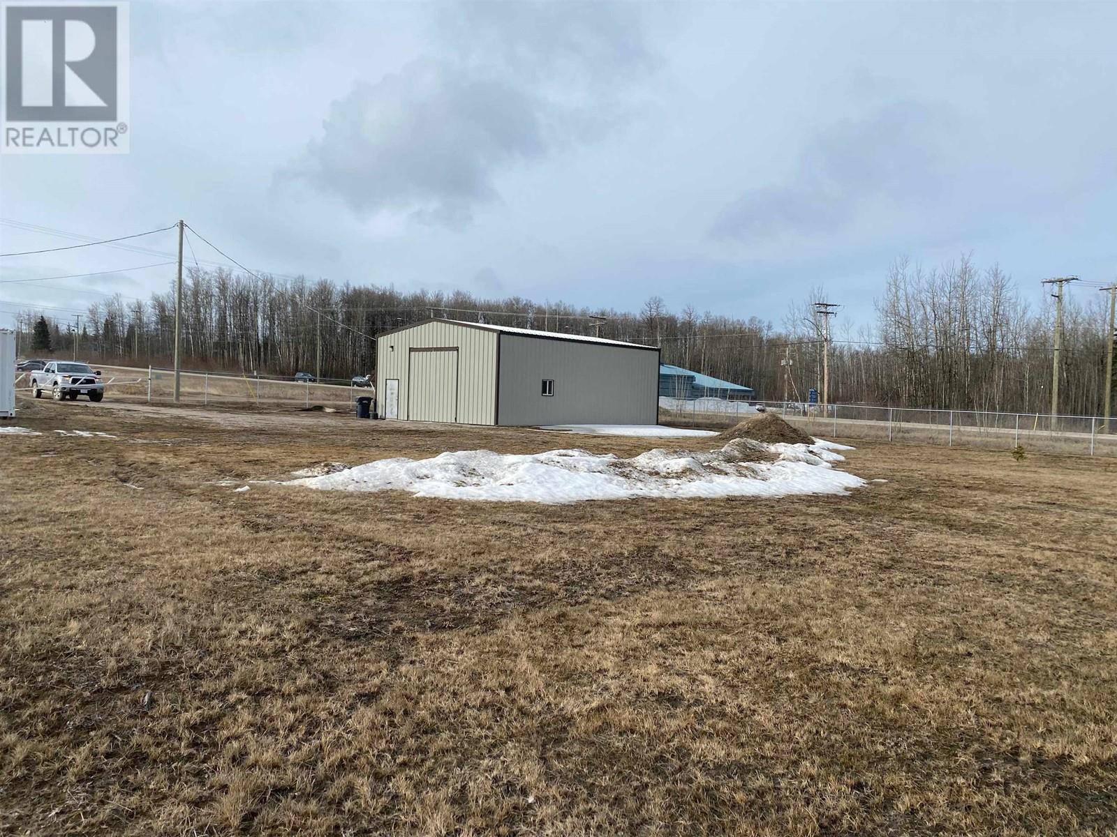 135 LANGLEY AVENUE, Fraser Lake