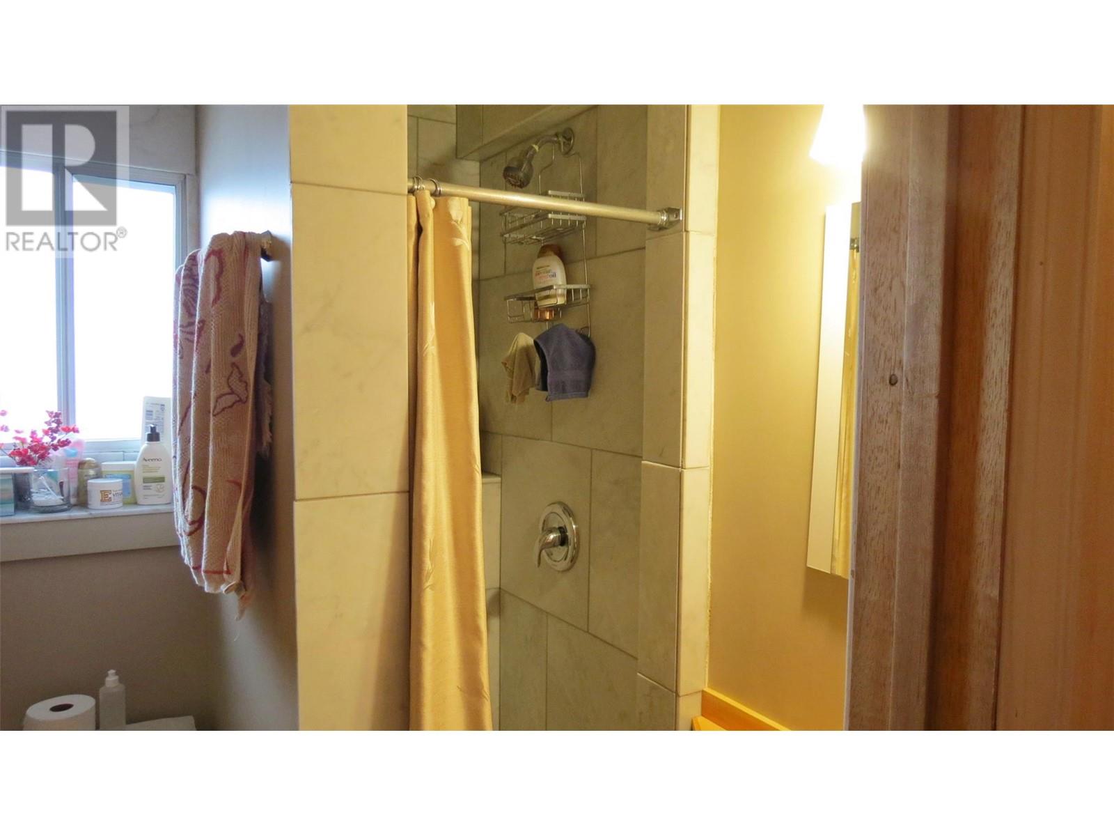  5615 McClure Road, Vernon