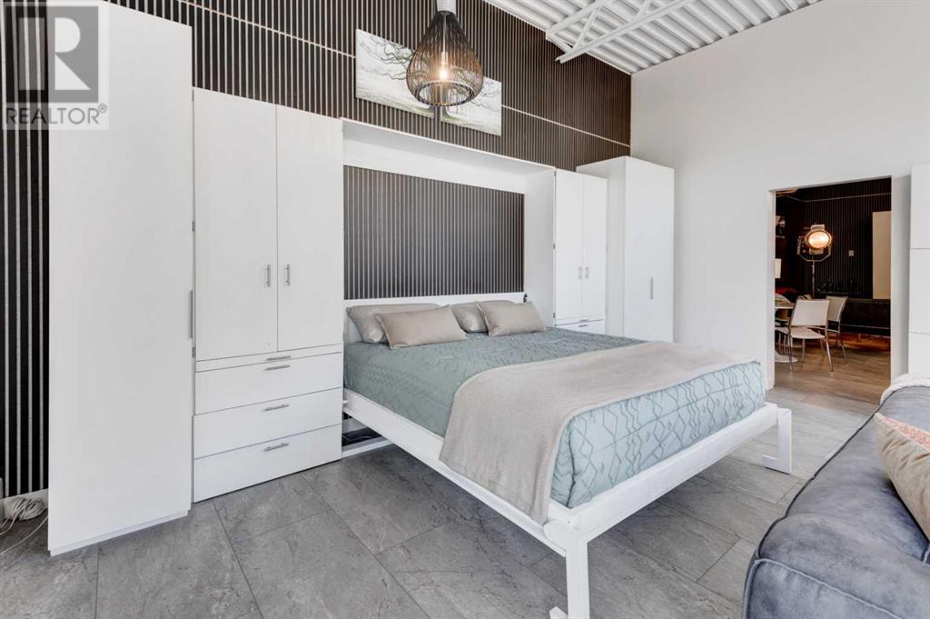 Single Family House Loft for Sale in   Glamis Drive SW Glamorgan Calgary 