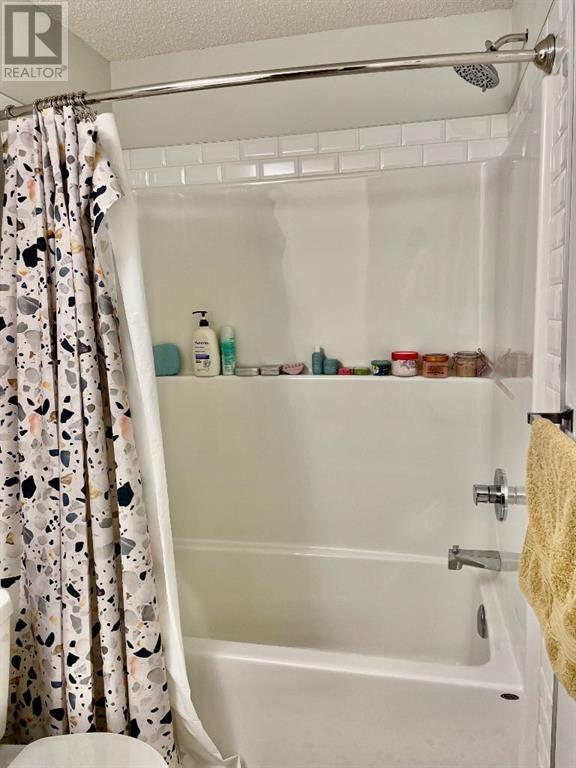 Single Family House for Sale in  Harvest Grove  NE Harvest Hills Calgary 