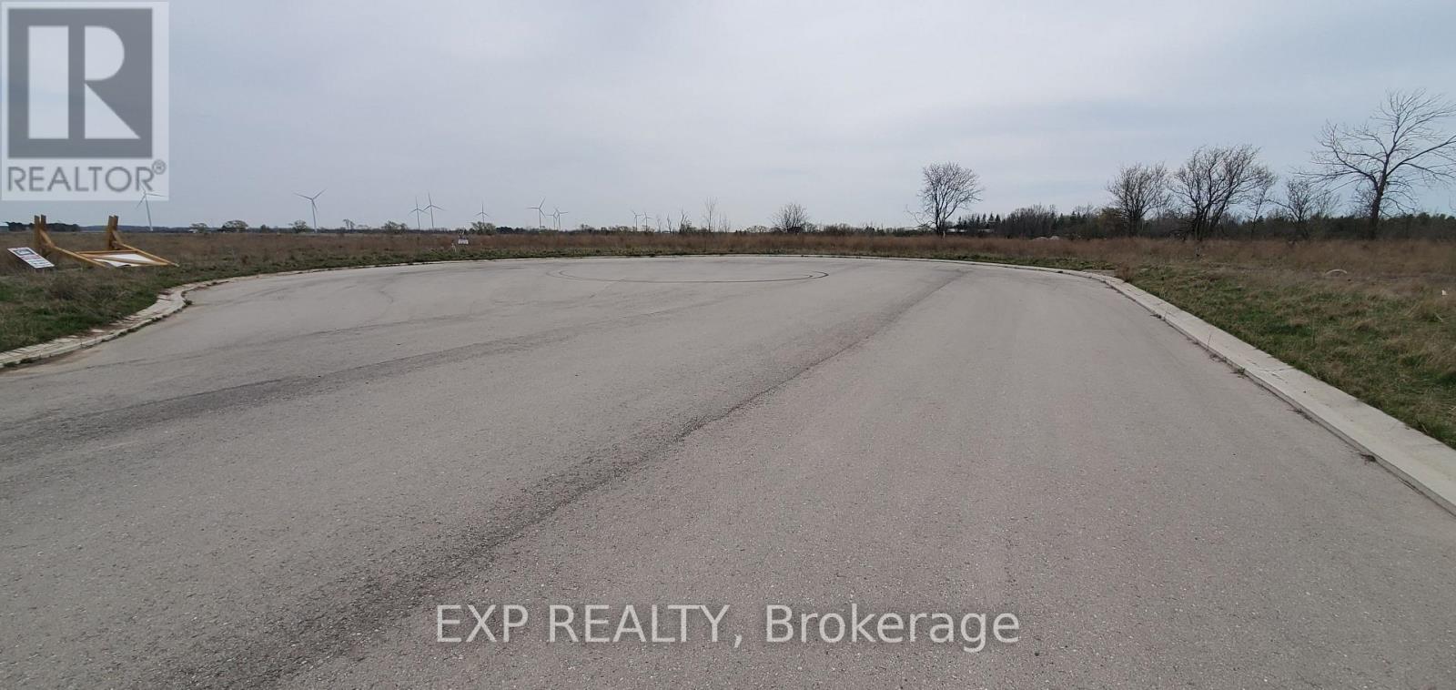 Photo 13 of 14 Irene Crescent, Bluewater ON