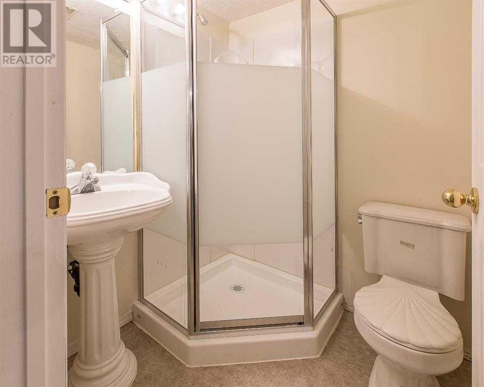 Single Family House for Sale in  Hidden Valley Drive NW Hidden Valley Calgary 