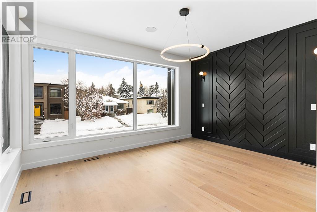 Single Family House for Sale in   Avenue NW Mount Pleasant Calgary 