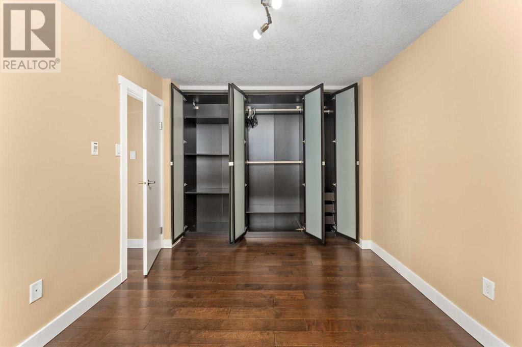 Single Family House for Sale in    Street SW Bankview Calgary 