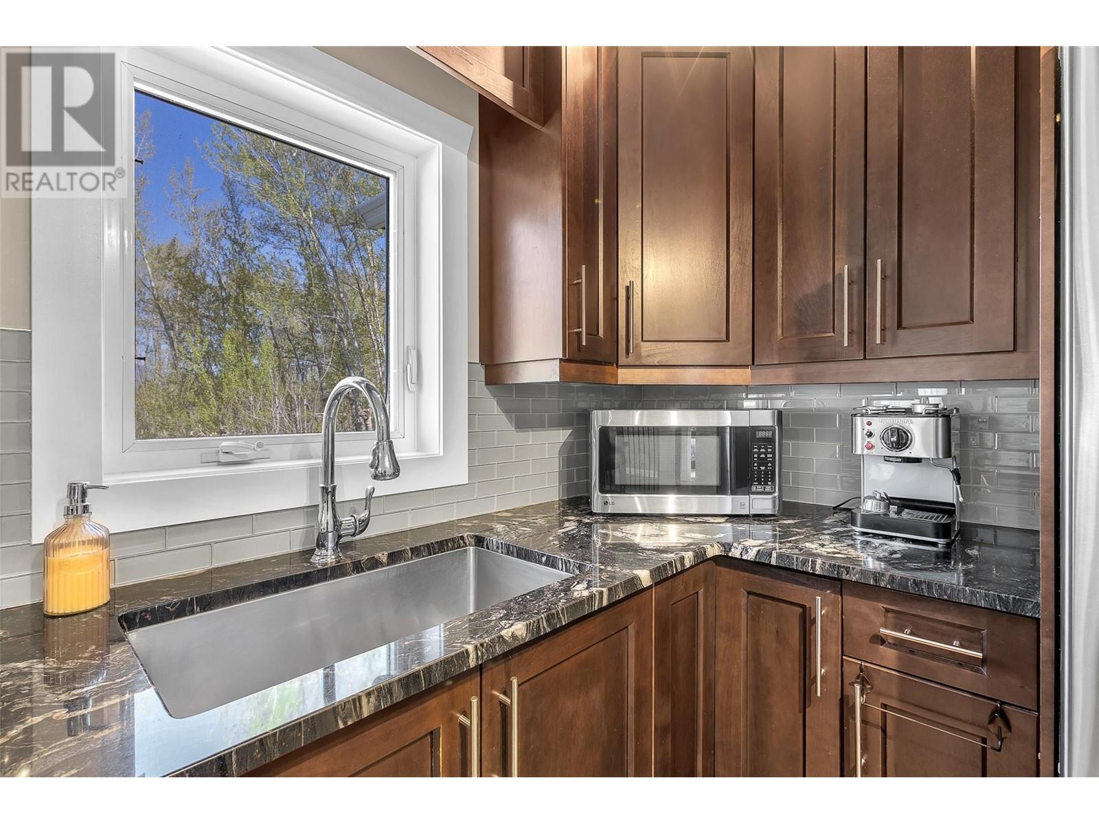  2058 Parsons Road, Kelowna