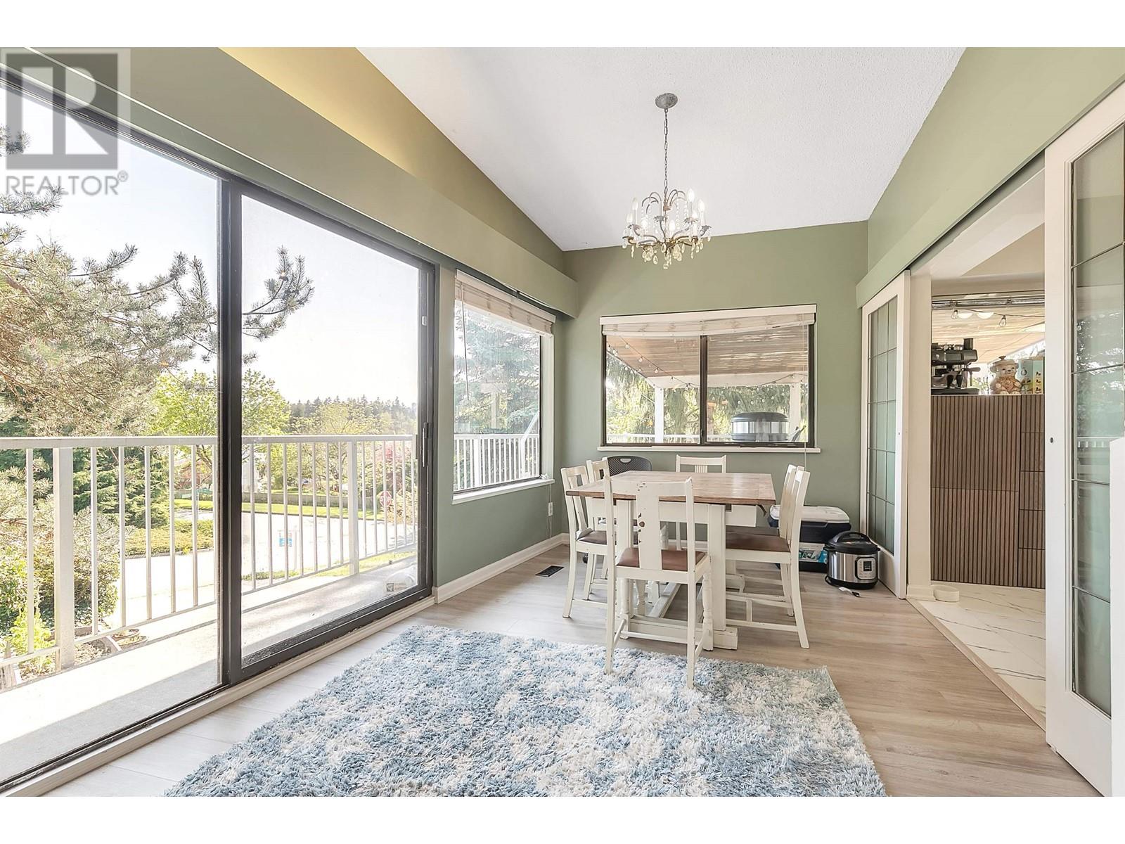 Photo 8 of 8071 Greenlake Place, Burnaby BC