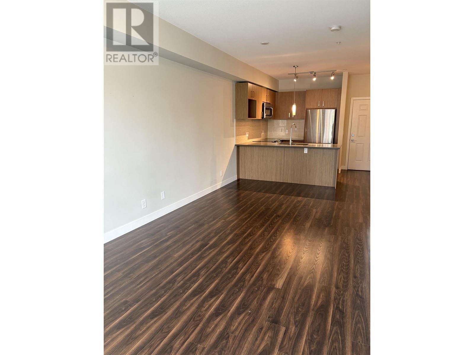 Photo 3 of 219 12040 222 Street, Maple Ridge BC