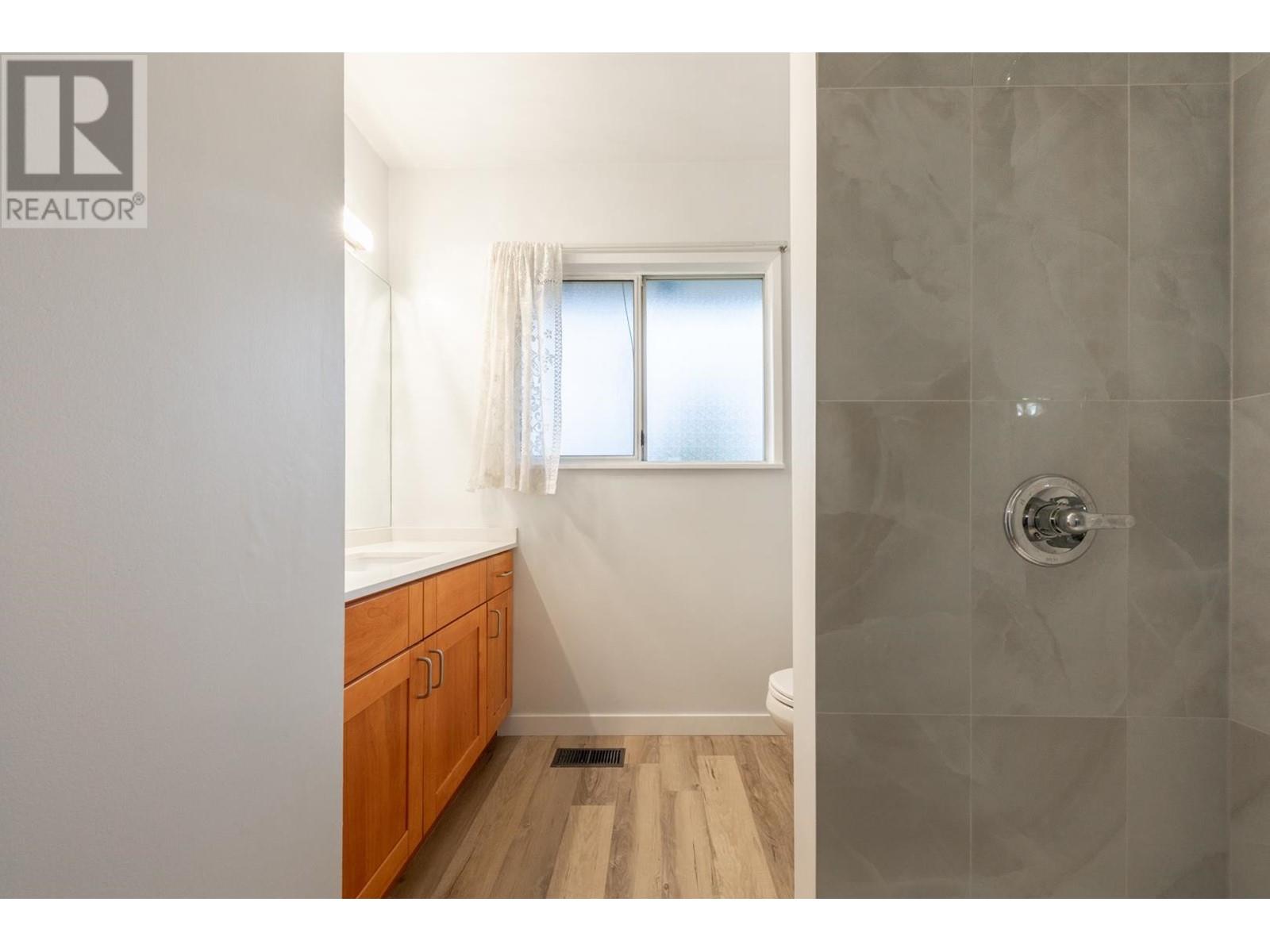 3141 YORK STREET, Port Coquitlam