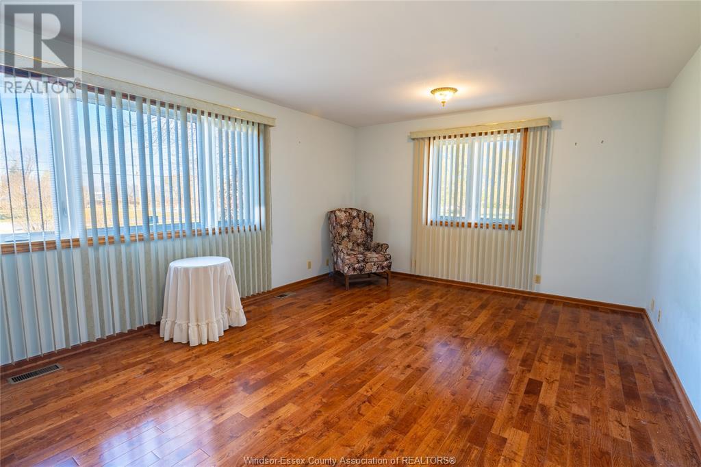 Photo 27 of 408 Mersea Rd 3, Leamington ON