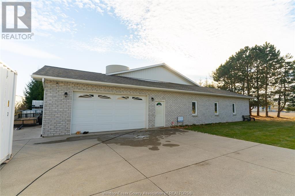 Photo 46 of 408 Mersea Rd 3, Leamington ON