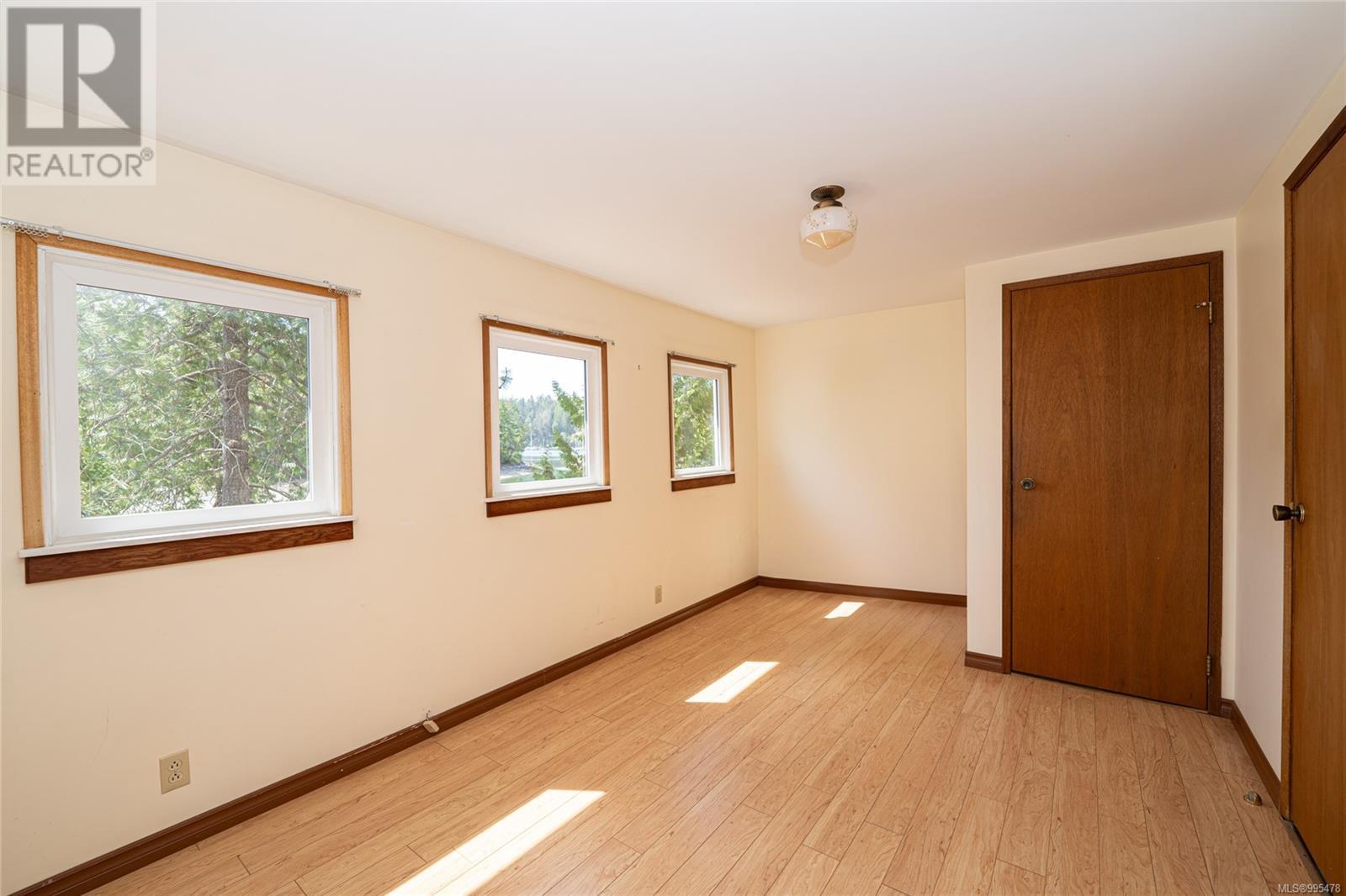 79 Brown Rd - 23