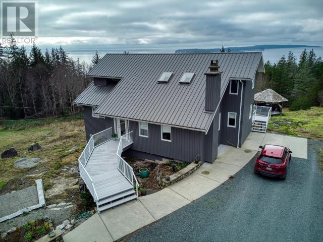 9117 KROMPOCKER RD, Powell River