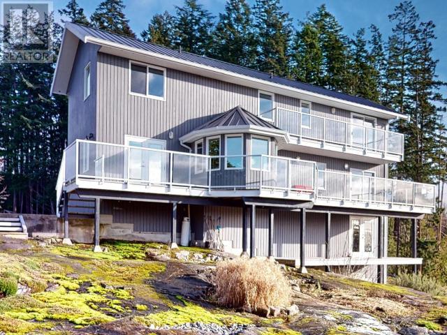 9117 KROMPOCKER RD, Powell River