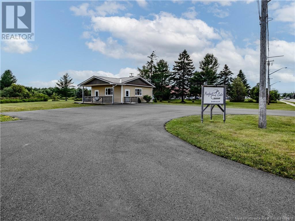 Photo 5 of 9586 Main Street, Richibucto NB