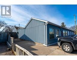 111 Campbell Street, Sarnia, ON N7T2G5 Photo 24
