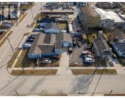 111 Campbell Street, Sarnia, ON N7T2G5 Photo 29