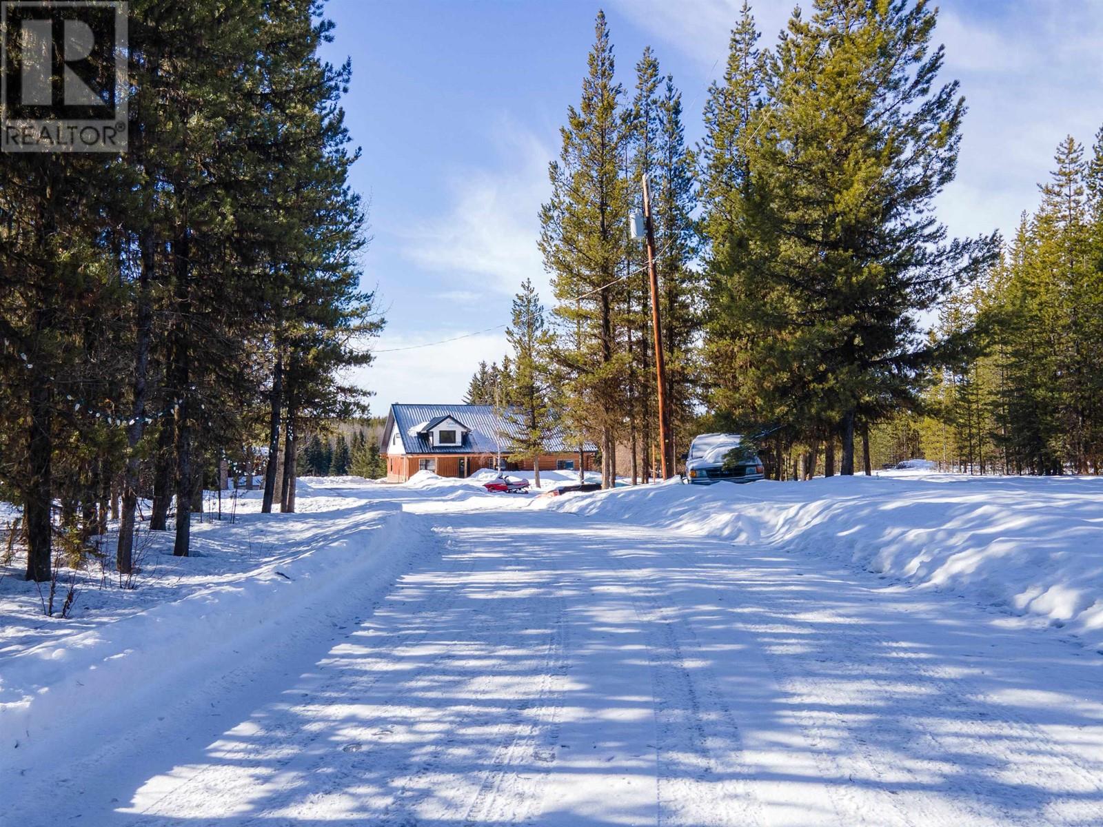 15053 NICKOL ROAD, Vanderhoof