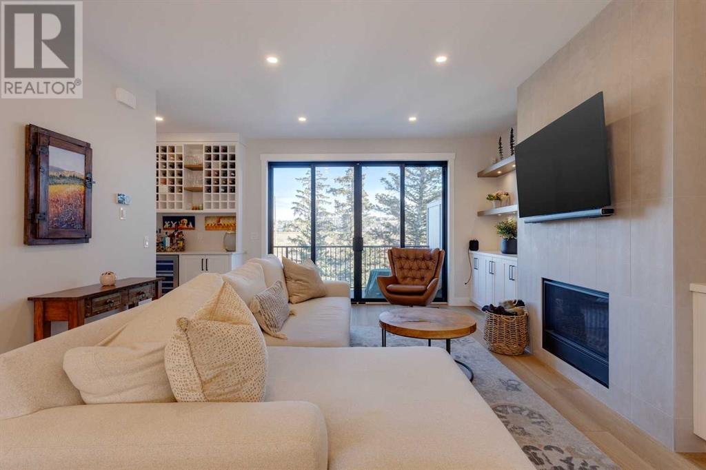 Single Family House for Sale in   Discovery Drive SW Discovery Ridge Calgary 